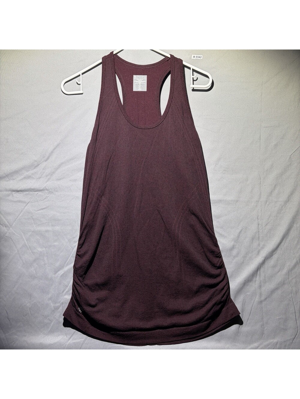 Athleta Women Top Medium 100% Nylon Activewear Tank Burgundy
